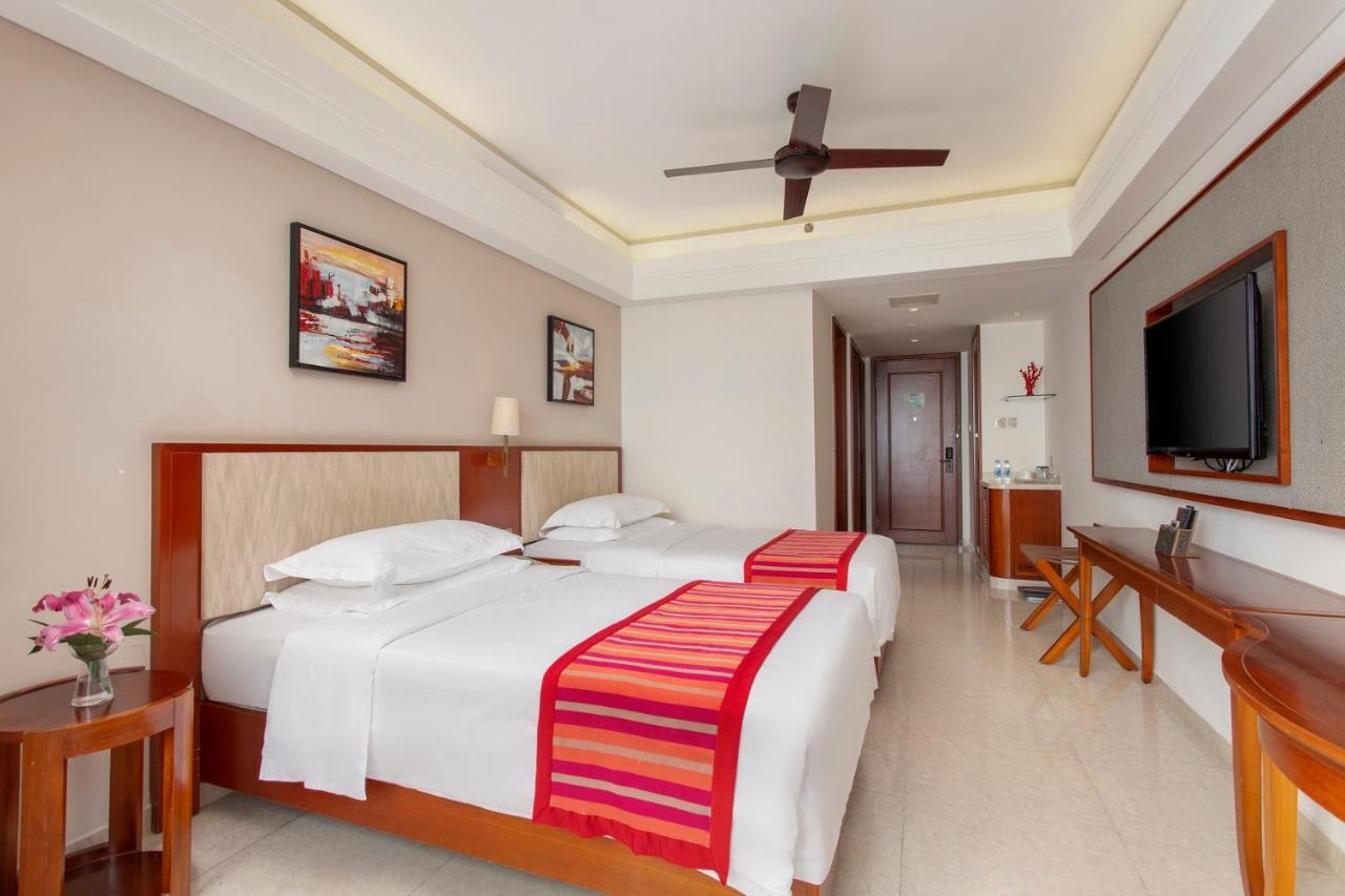 Sanya Seacube Holiday Hotel Екстер'єр фото