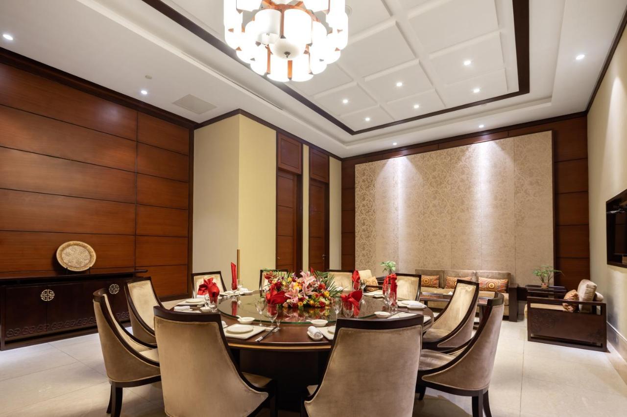 Sanya Seacube Holiday Hotel Екстер'єр фото