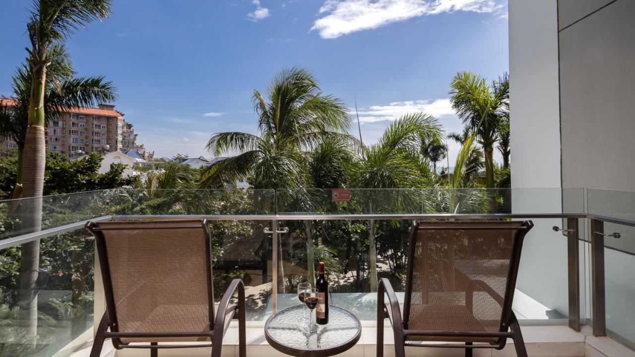 Sanya Seacube Holiday Hotel Екстер'єр фото