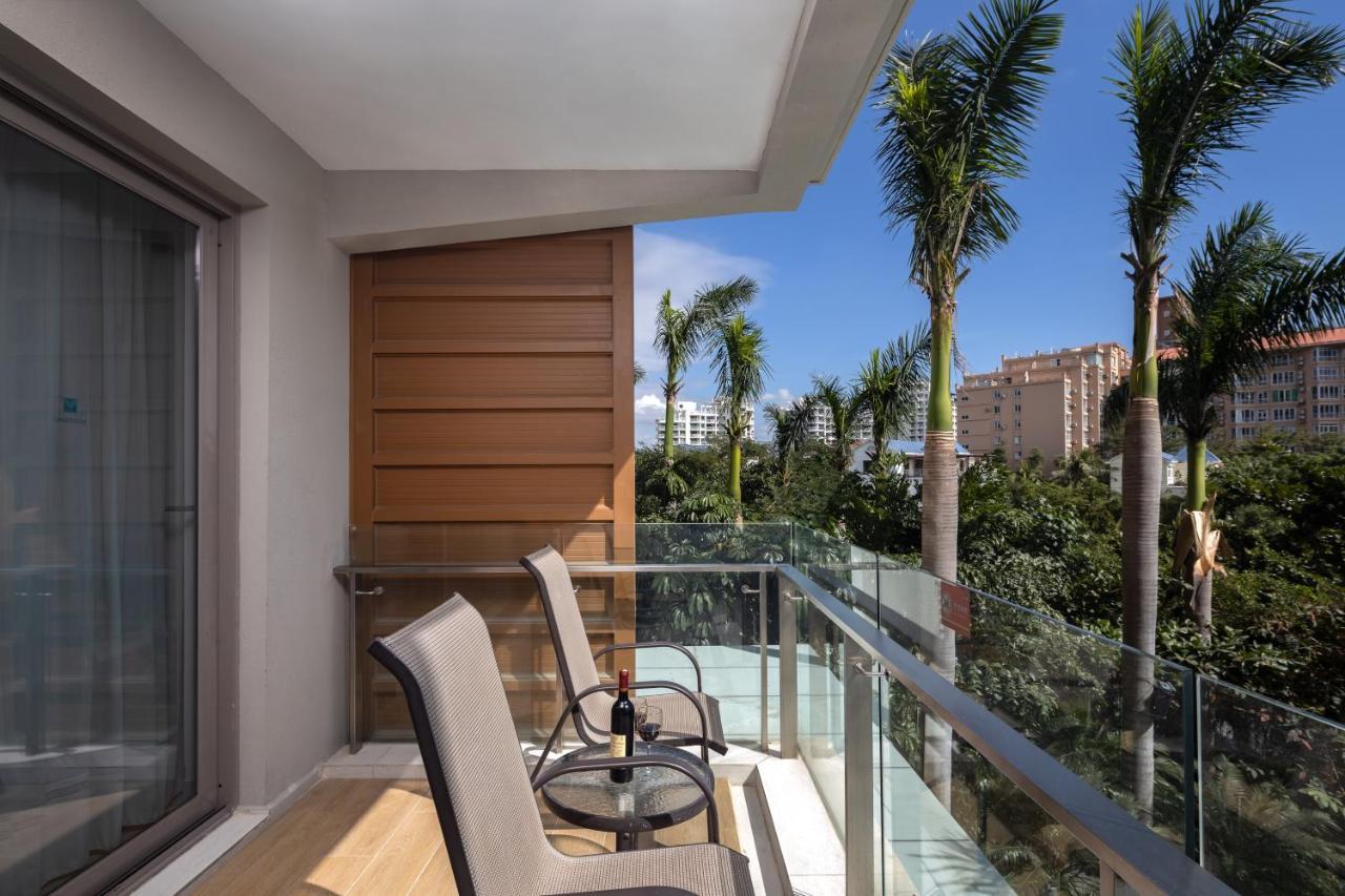 Sanya Seacube Holiday Hotel Екстер'єр фото