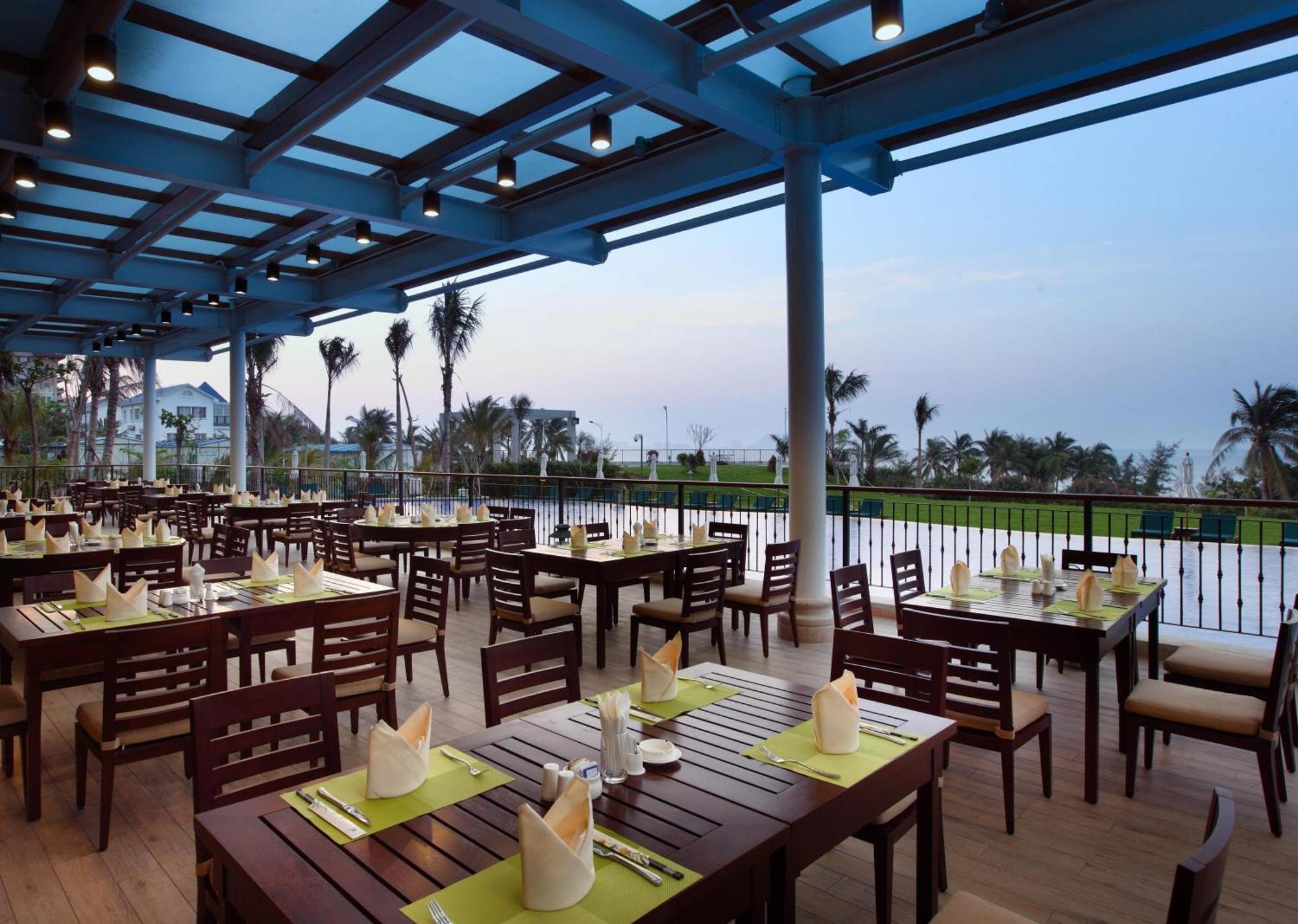 Sanya Seacube Holiday Hotel Екстер'єр фото